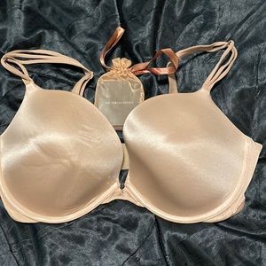 Victorias  secret  very sexy push up bra